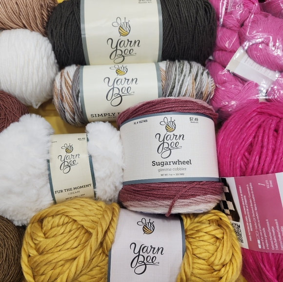 Yarn Collection - Picture 5 of 8